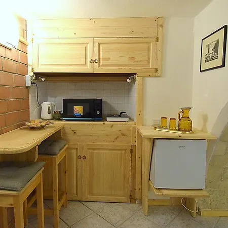 Dimora Madonna Della Speranza * Cagliari