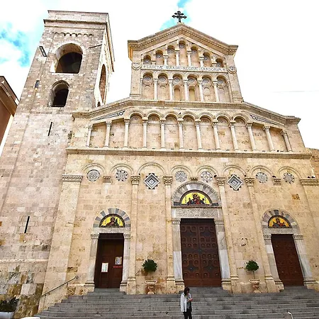 Dimora Madonna Della Speranza קליארי