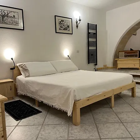 Dimora Madonna Della Speranza 卡利亚里