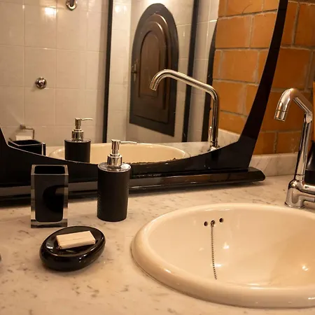 Dimora Madonna Della Speranza Daire Cagliari