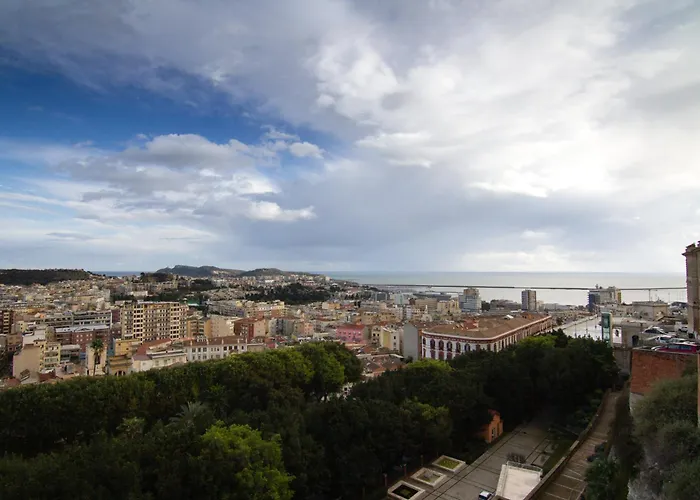 アパート Dimora Madonna Della Speranza カリアリ