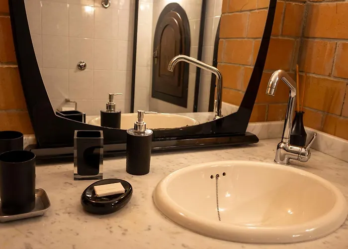 Dimora Madonna Della Speranza アパート カリアリ